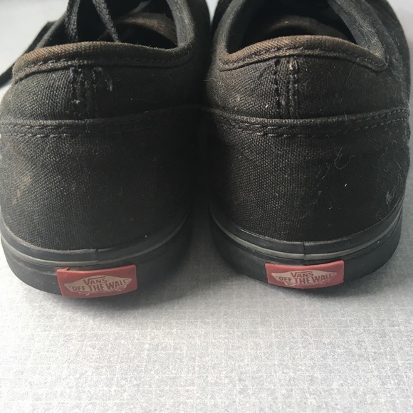All black low top canvas Vans sneakers - Picture 3 of 3